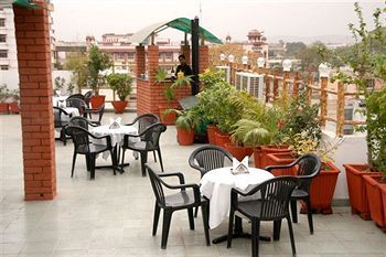 Emerald Garden Club Ltd. Hotel Dzsaipur Kültér fotó